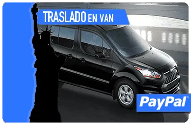 alt="Sedán negro de lujo para traslados al aeropuerto o transporte privado en Nueva York."